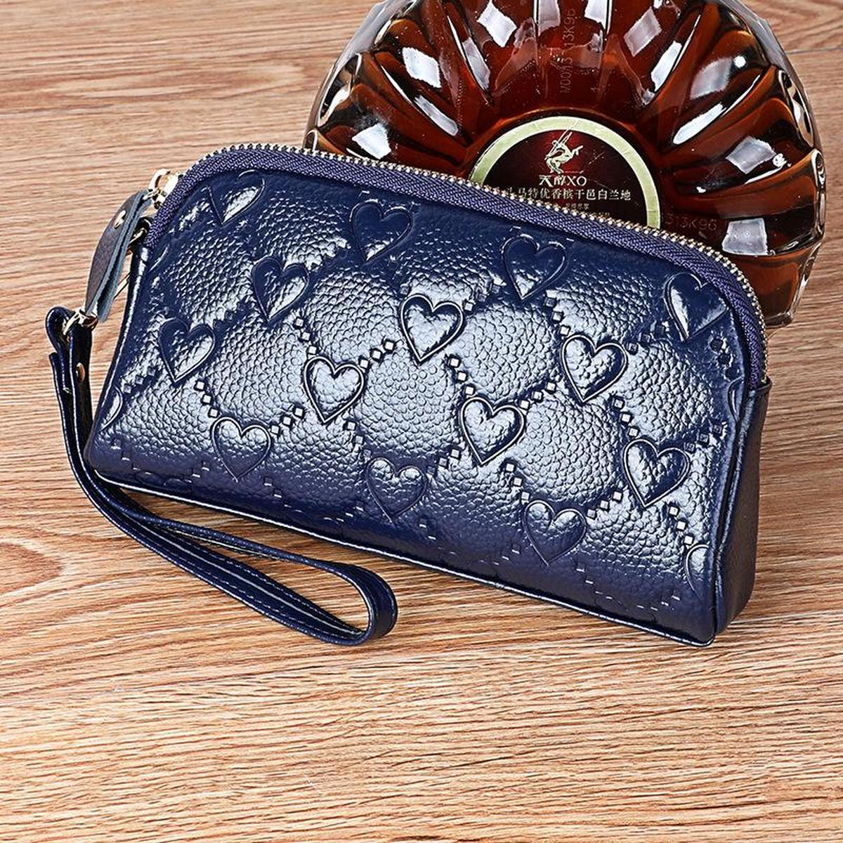 

Вместительный кожаный женский кошелек на молнии С ручкой на запястье синий