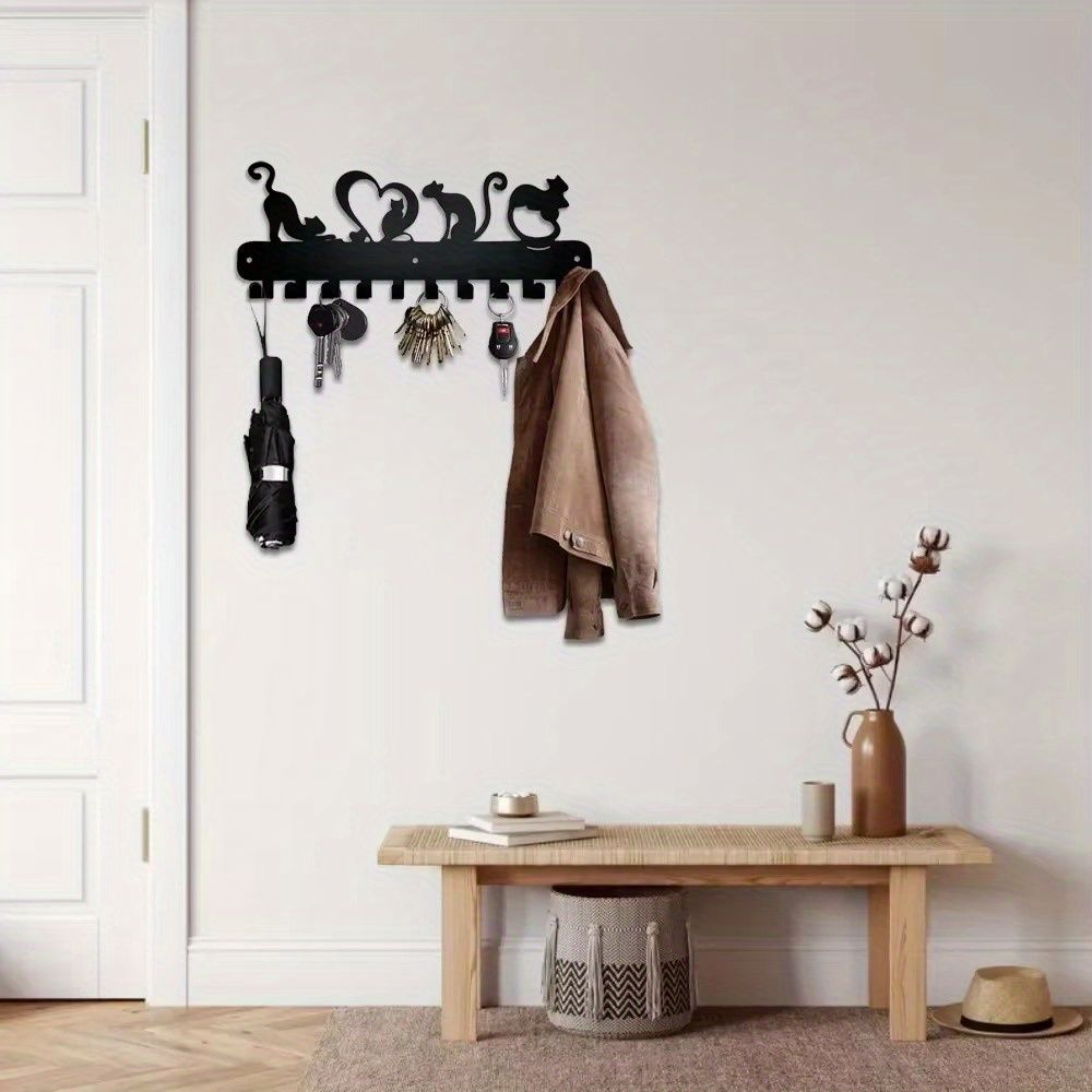 Настенная вешалка для ключей и одежды