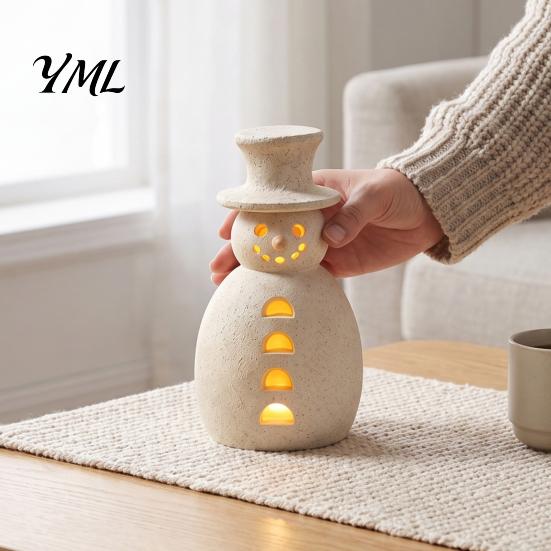 Light-Up Snowman Figurine Christmas Decorative Light, LED Light-up Hollow Figurine, Statue Resin Night Lamp for Holiday Party Tabletop Decor Desktop