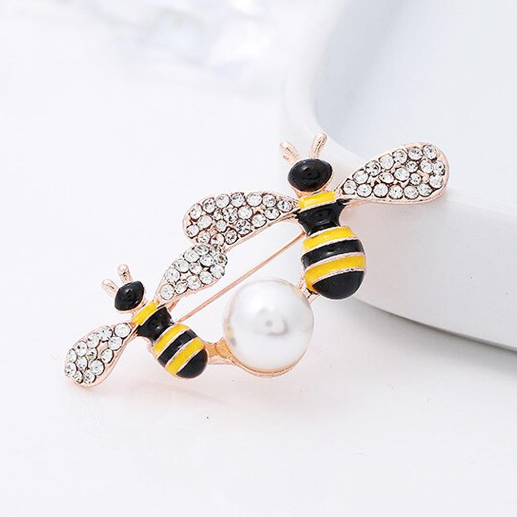 Les Trésors De Lily [R7289] - Broche Créateur 'Abeilles' jaune doré - 45x20 mm