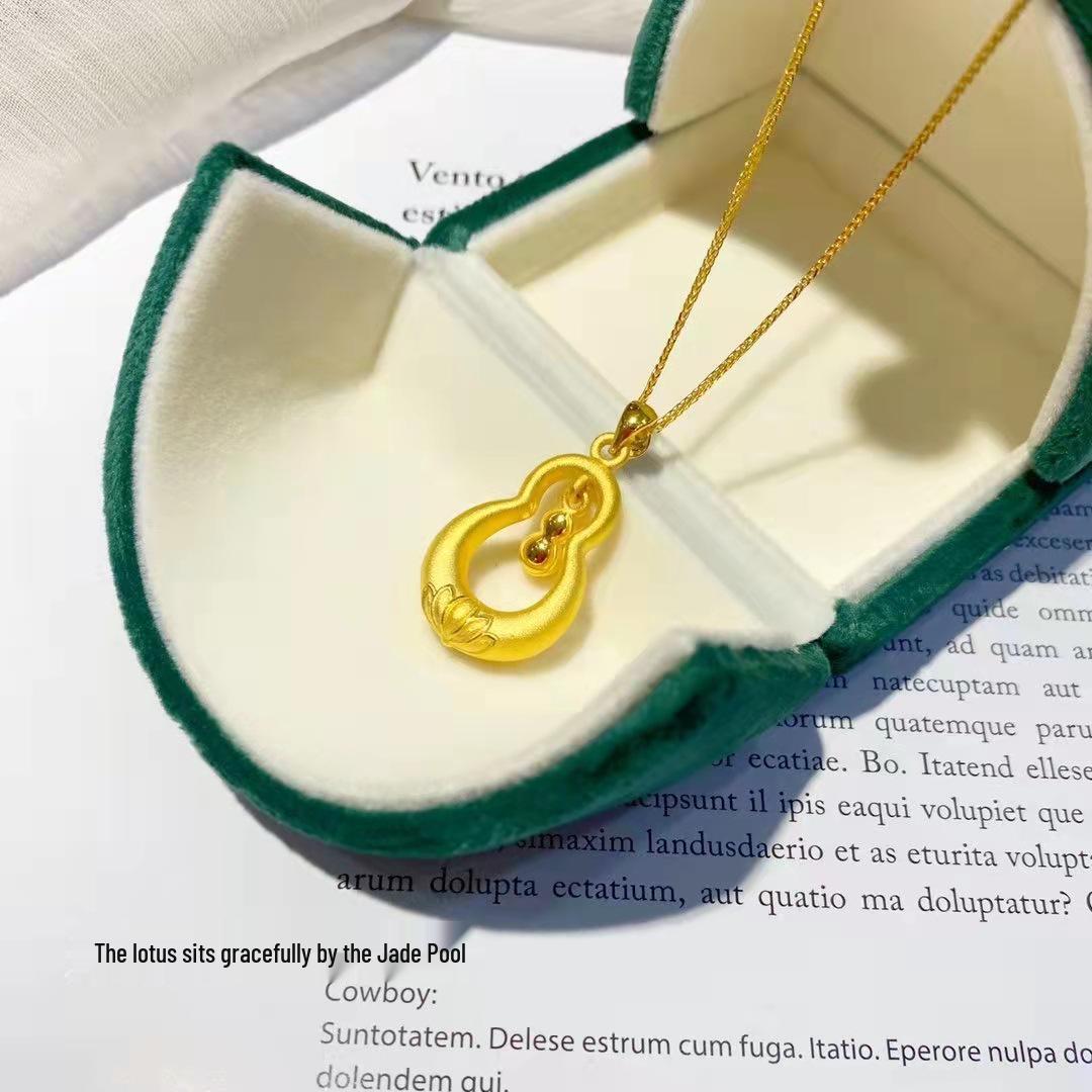 Вьетнамское позолоченное ожерелье-подвеска с лотосом – Стильное женское латунное украшение в национальном тренде Lotus Pendant (No Chain)