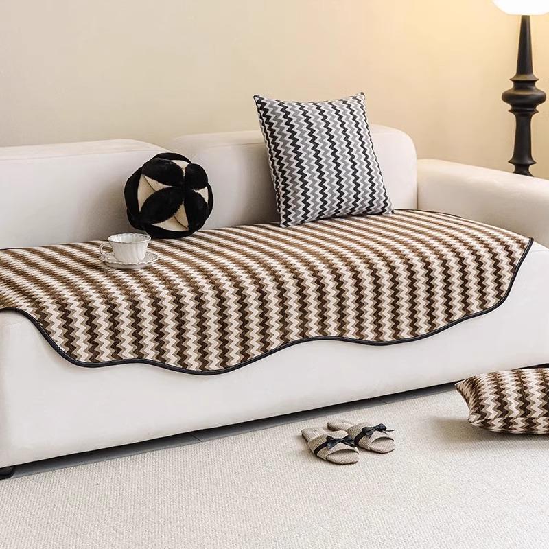 Special-Shaped Chenille Sofa Cushion, High-End Irregular Non-Slip Seat Cushion, All-Season Leather Sofa Cover Seat Cushion