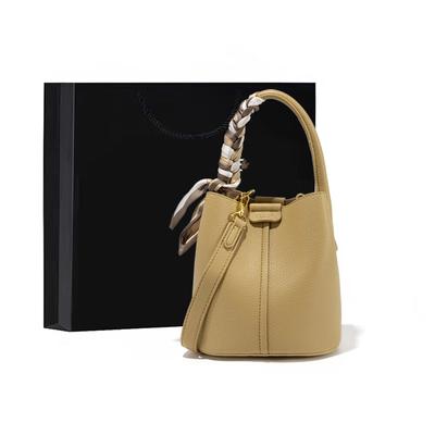 Mini-Beuteltasche, neue Senior-Sinn-Damen-Umhängetasche, Umhängetasche zum Versenden von Freundinnen, Länge 17 cm, Dicke 15 cm, Höhe 18 cm