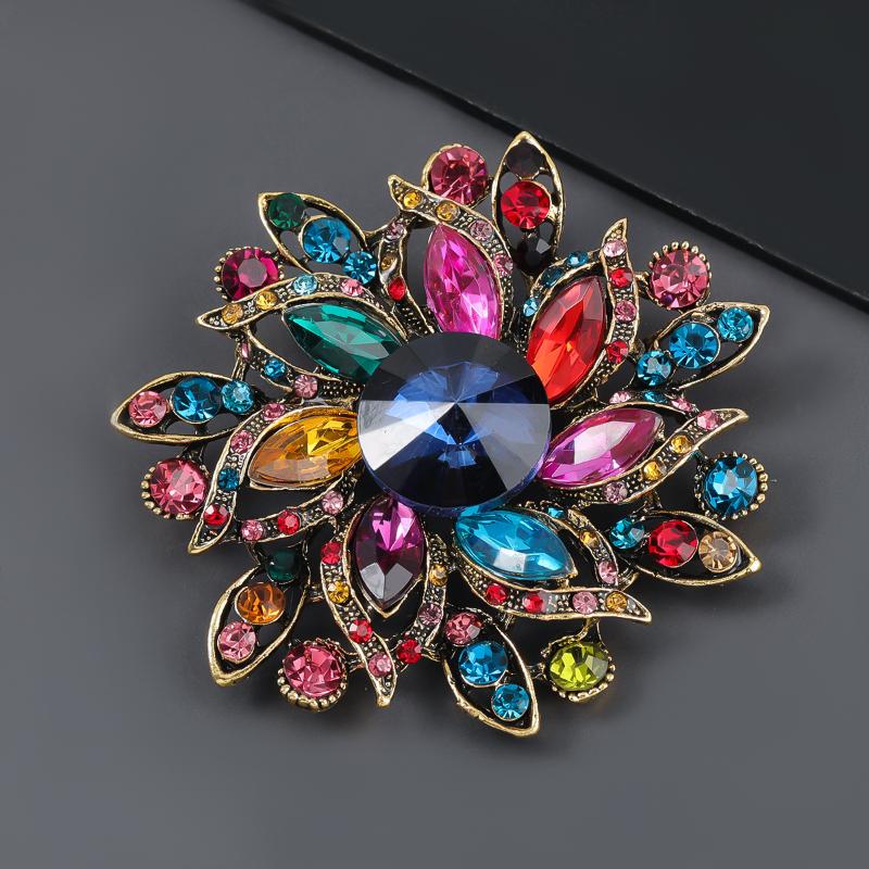 1Pcs Elegant Lapel Flower Pin Exaggerated Fashion Retro Vibrant Colorful Crystal Glass Brooch Pin Women'S Large Coat Accessories