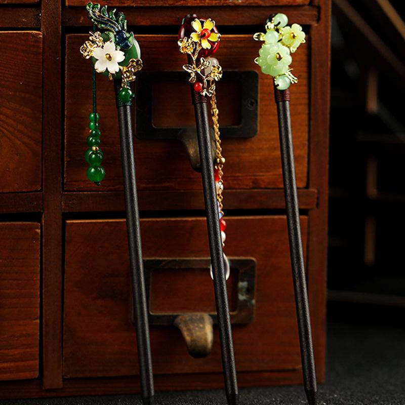 1Pc Petal Hairpin New Chinese Style Tassel Hairpin Fresh Wood Ancient Headwear Sandalwood Hairpin Tassel