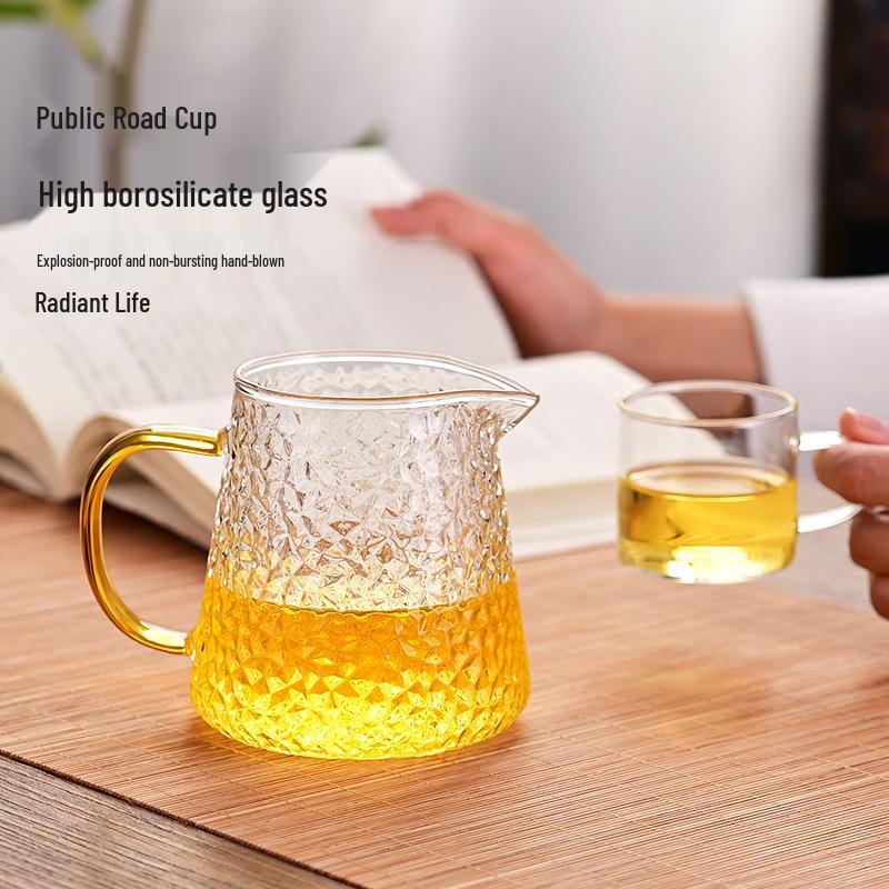 Shangqi High Borosilicate Glass Hammered Gongdao Cup Tea Pitcher (450ML, Set of 2)