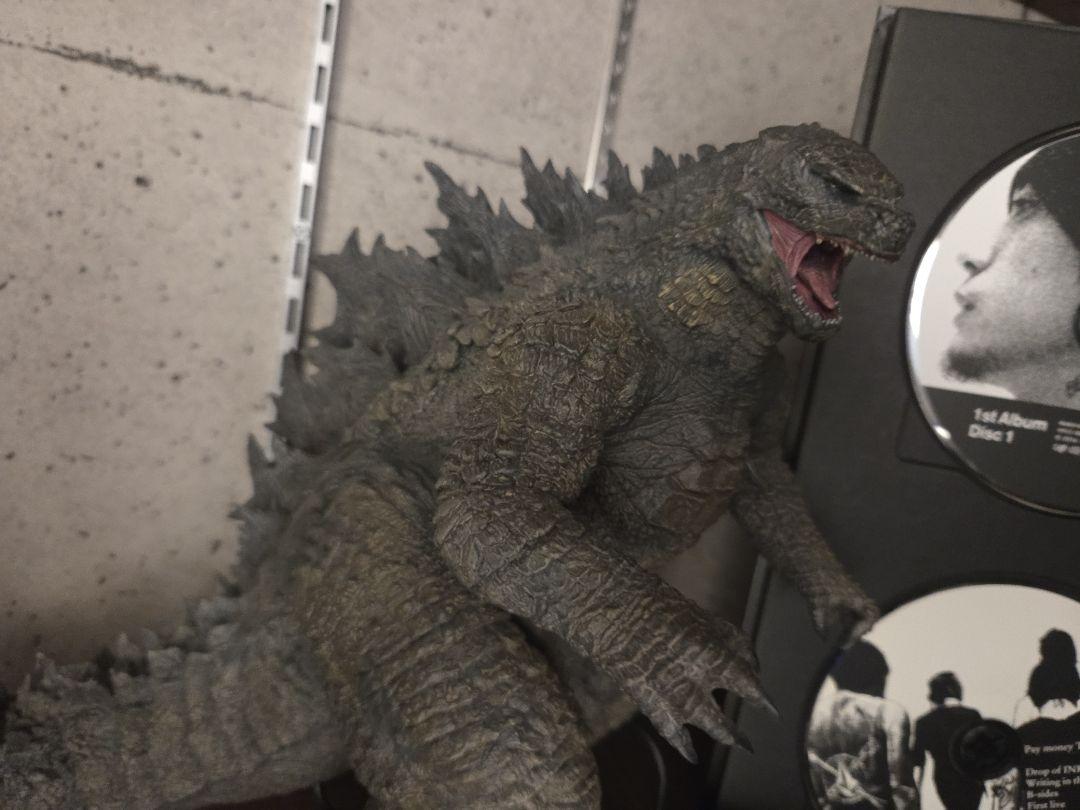 

[Б/У] Серия гигантских монстров Toho Годзилла