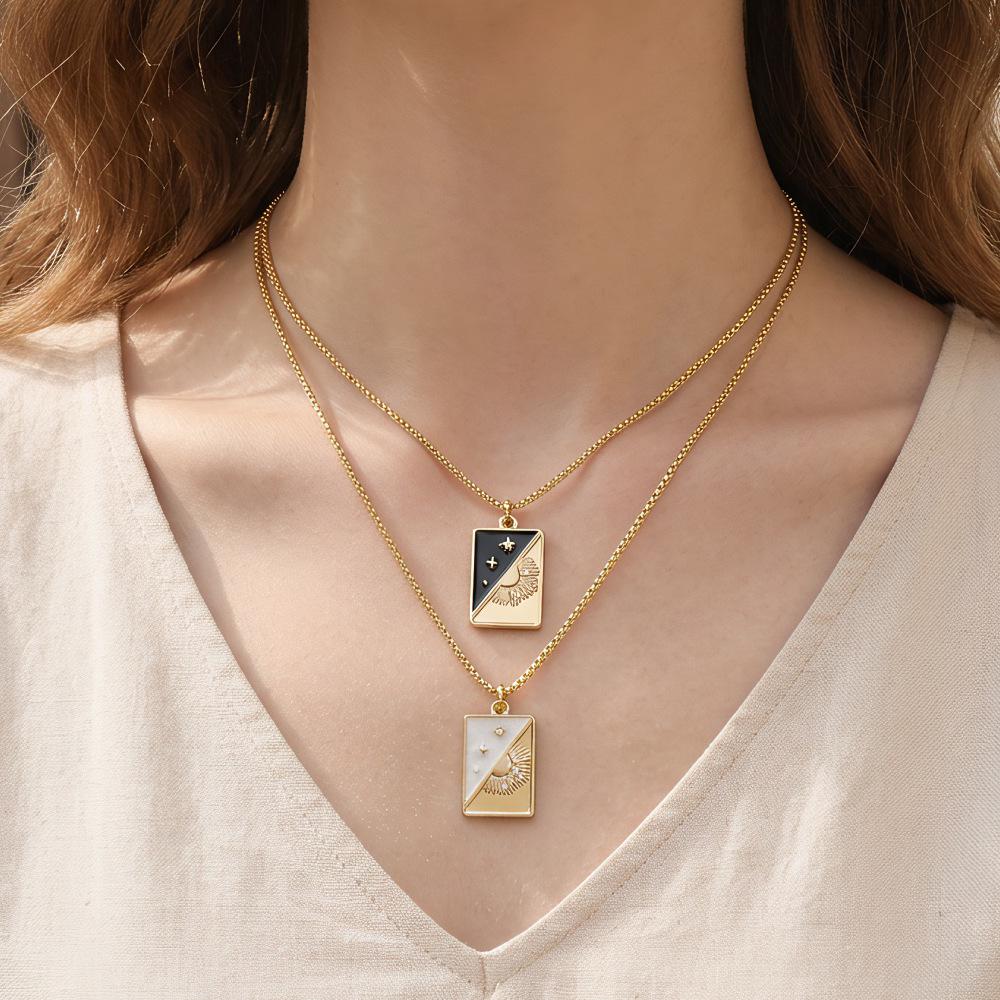 Retro Square Tarot Card Sun & Star Necklace with Drip Oil Pendant On Titanium Steel Clavicle Chain