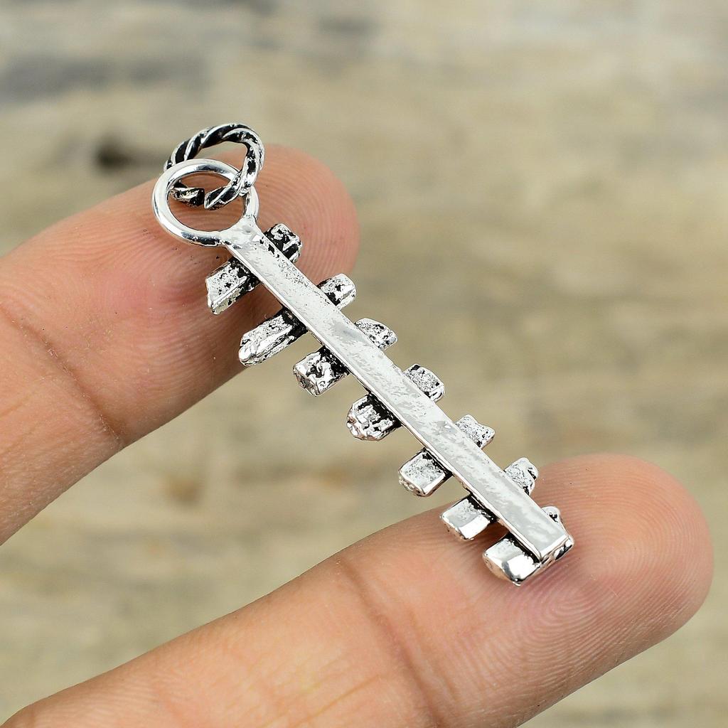 Přívěsek z hrubého multiturmalínu Electroformed měděný šperk Stříbrný přívěsek Ručně vyráběné kamenné šperky Electroformed měděný přívěsek