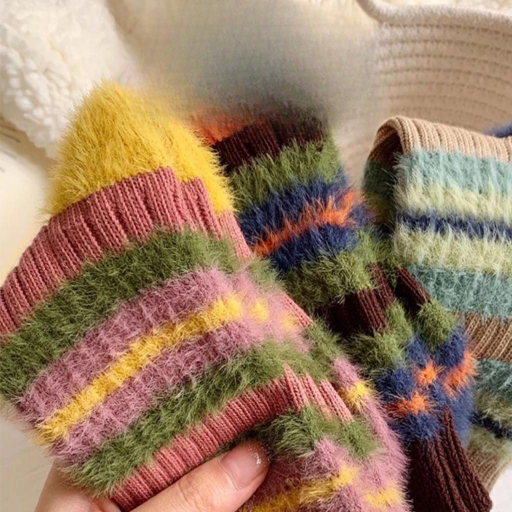 Dámské dívčí pletené ponožky s duhovými pruhy Zimní teplé ponožky Středně vysoké podkolenky z norkového sametu Silné podkolenky Zesílené nadýchané spací ponožky