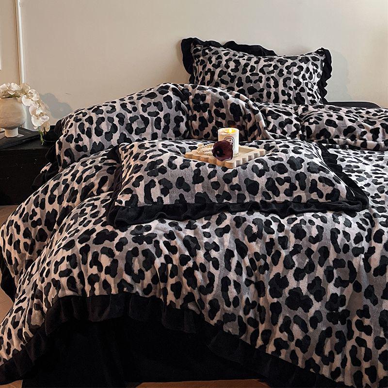 G5Z Melkfluweel & Kant Beddengoed Set: Verdikte Vierdelige Flanel & Koraalvlies, Dubbelzijdig met Dekbedovertrek.