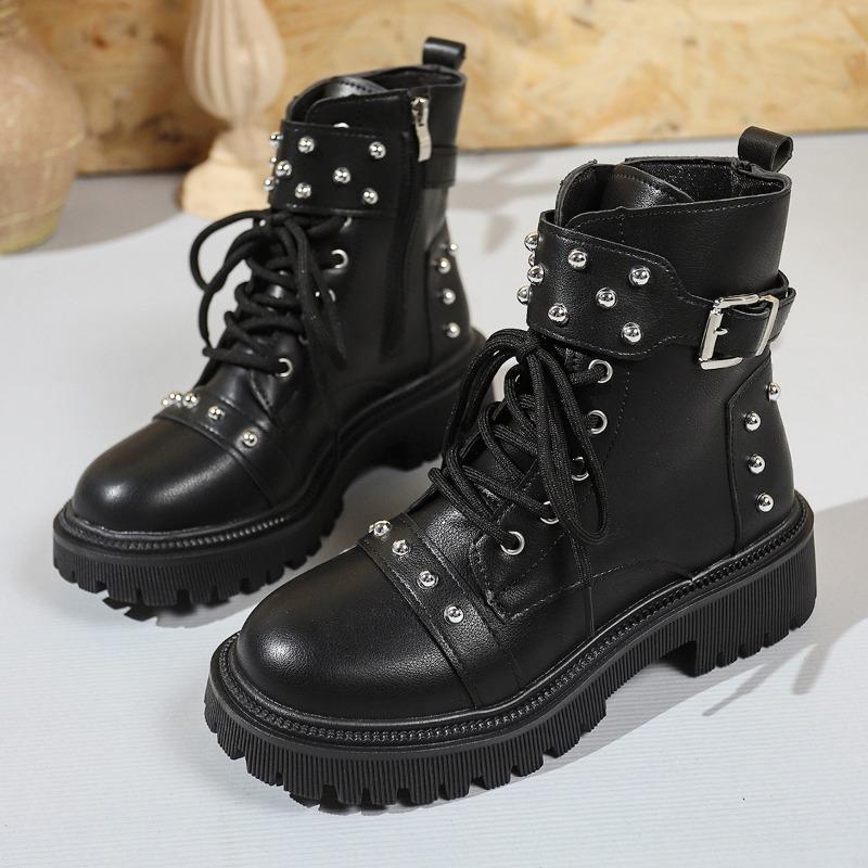 Thick-soled rivet Martin boots women's autumn and winter new large-size round head lace-up belt buckle short boots