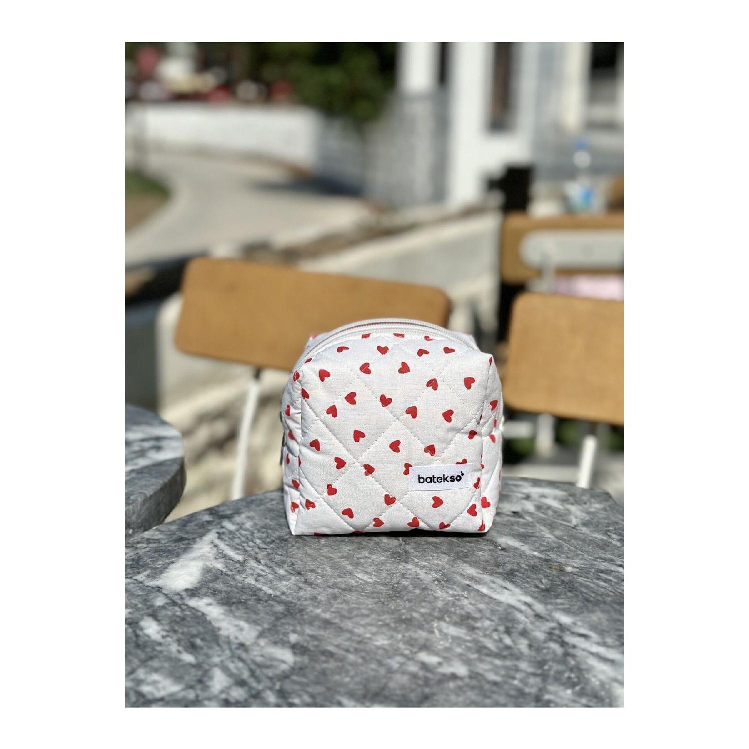 

Mini Red Heart Pattern Makeup Bag - Small Size чистий
