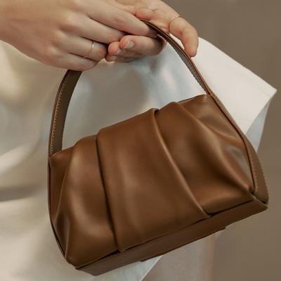 Sac à main de créateur été nouveau PU simple polyvalent sac à bandoulière sac nuage plissé sac à main en cuir souple pour femme