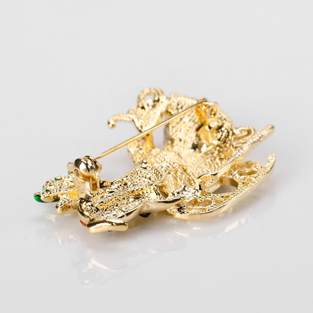 Women Delicate Christmas Style Santa Sleigh Design Brooch Perfect Wear Decoration