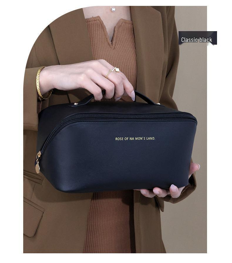 Waterproof PU Leather Checkerboard Makeup Bag: Large-Capacity, Portable Travel Wash Bag