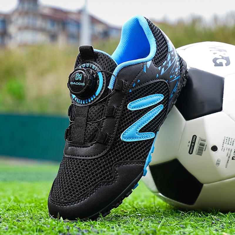 New Men Kids Professional Non-Slip Football Boots Ultralight Training Shoes Soccer Shoes Boys Match Cleats Grass Drop Shipping