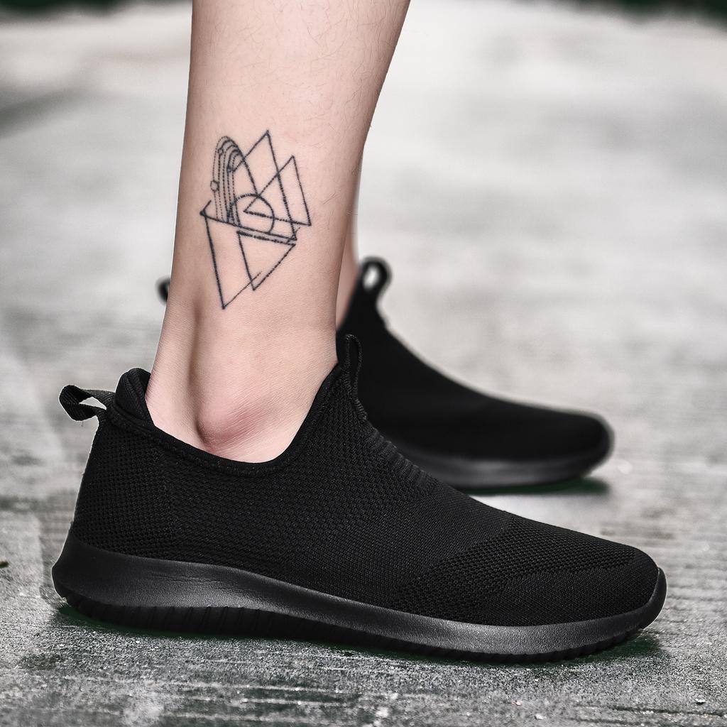 Fashion Summer Men Sneakers Slip On Men Casual Shoes Lightweight Comfortable Breathable Couple Walking Shoes Trainers Zapatos Hombre