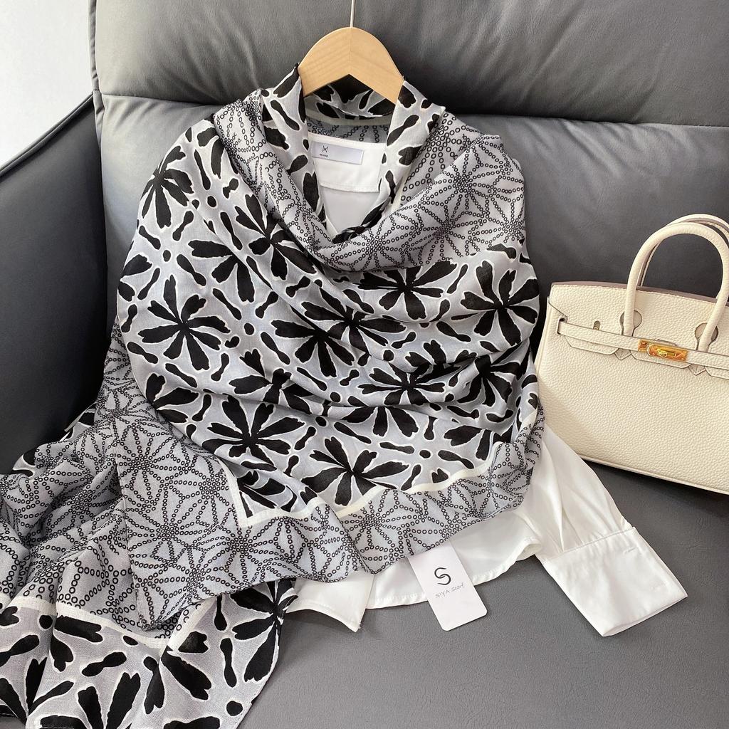Wind new geometric color matching printed scarf summer fresh flower cotton and linen feel sunscreen shawl