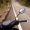 Lightweight Aluminum Motorbike Hand Grips with Ergonomic Curves for Reduced Fatigue During Long Rides Improved Stability