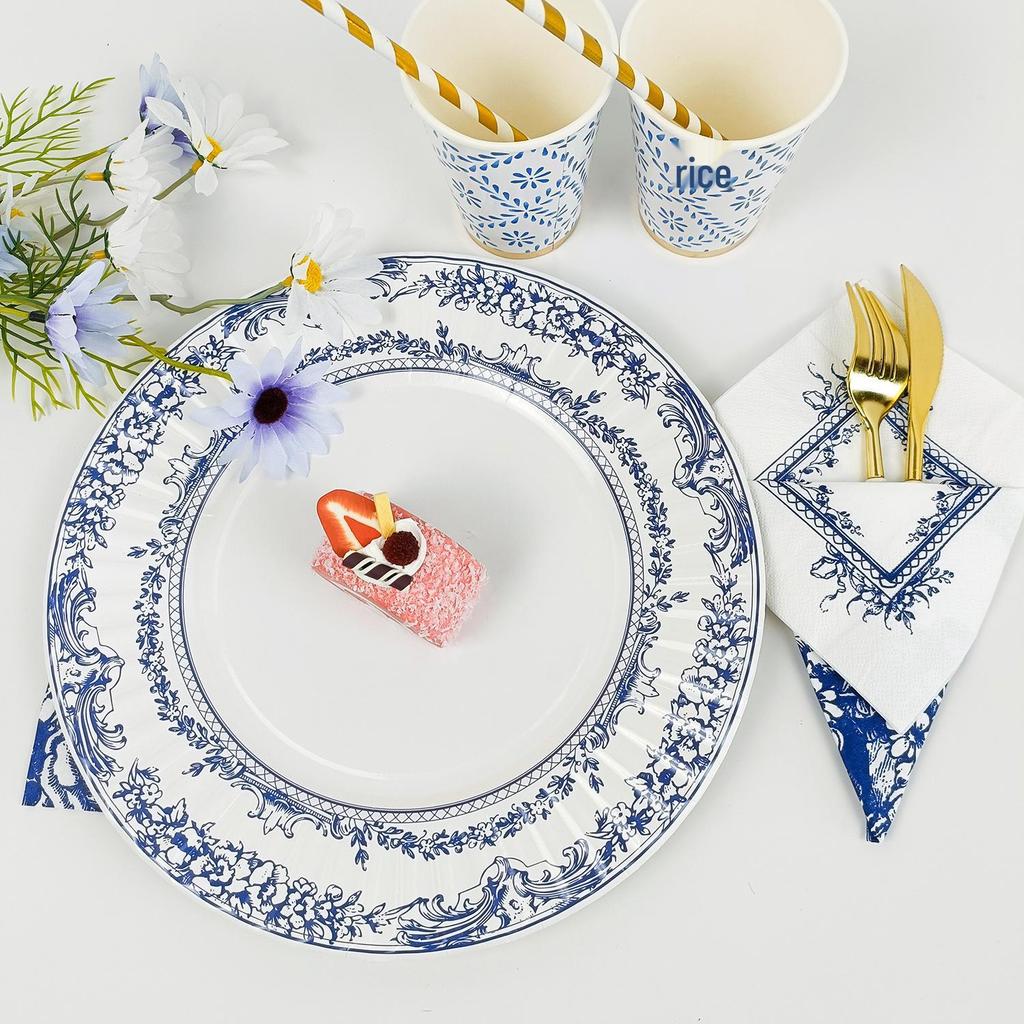 In-Stock Blue & White Chinese Porcelain-Style Disposable Paper Plates for Retro Party or Wedding