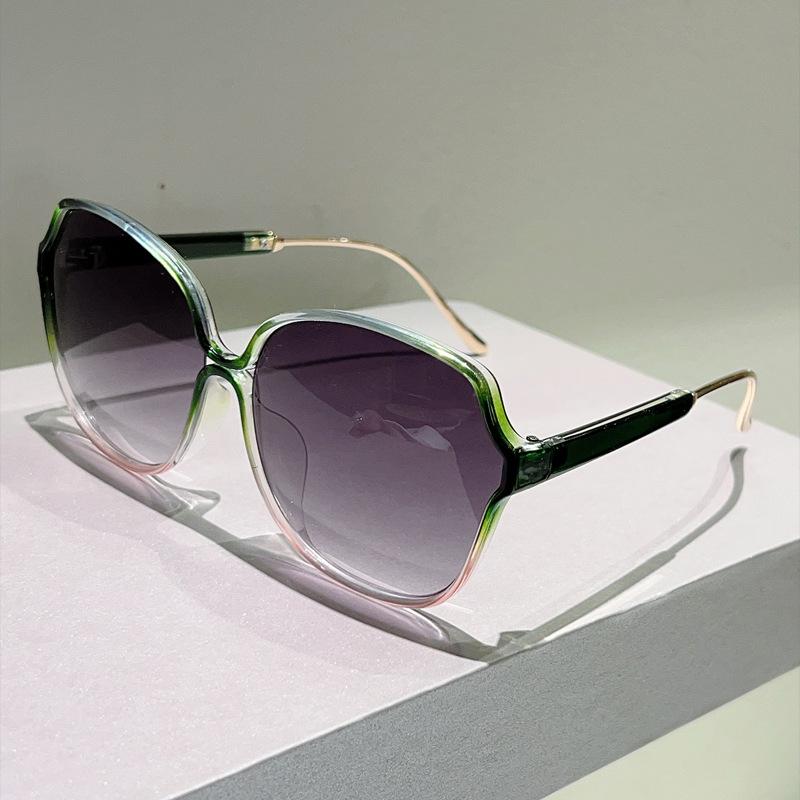 Vintage Oversized Sunglasses Women For Men Luxury Brand Designer Sun Glasses Punk Popular Big Frame Hollow Eyeglasses Uv400