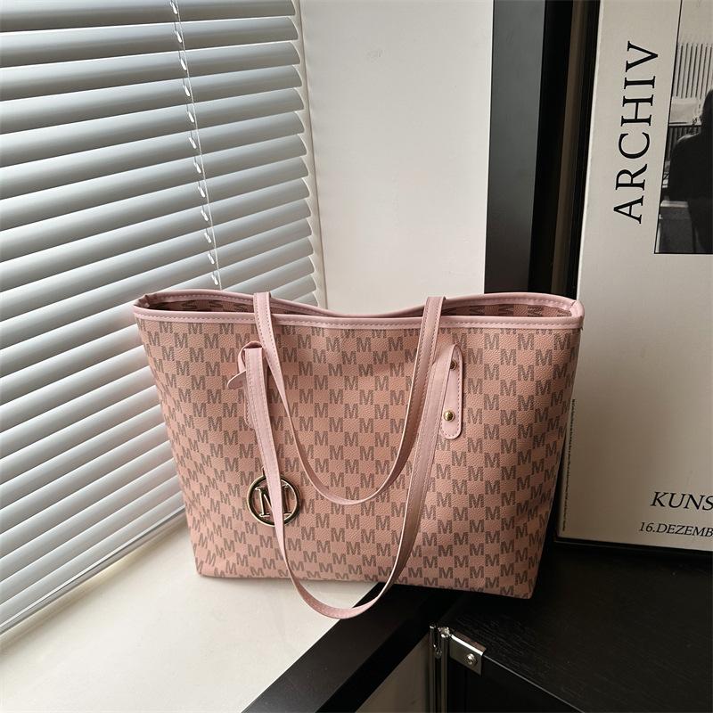 New Large Capacity Commuter Tote Bag Faux Leather Shoulder Handbag for Women Students CLE