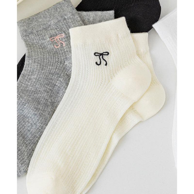 

Female Summer Thin Model Bow Hollow Mesh Breathable Deodorant Socks 1 pair кремовый