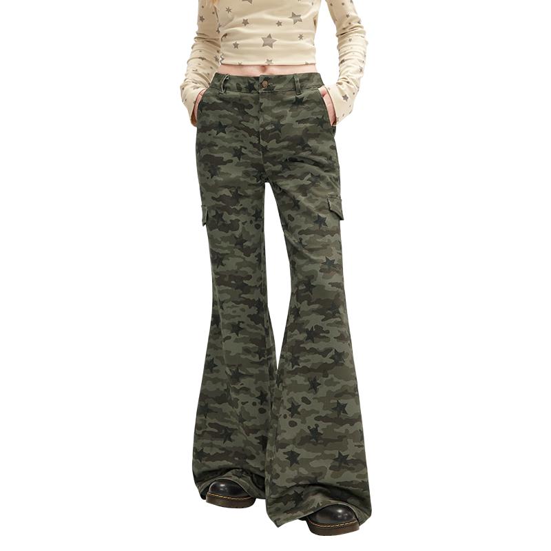 

UNIFREE Women s Camouflage Low-Waist Flared Cargo Pants S