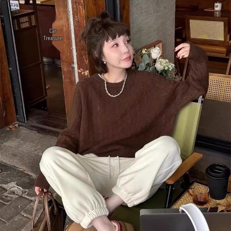 Women's Cable Knit Embroidered Loose Sweater - Casual Round Neck, Solid Color, Warm and Versatile for Autumn and Winter