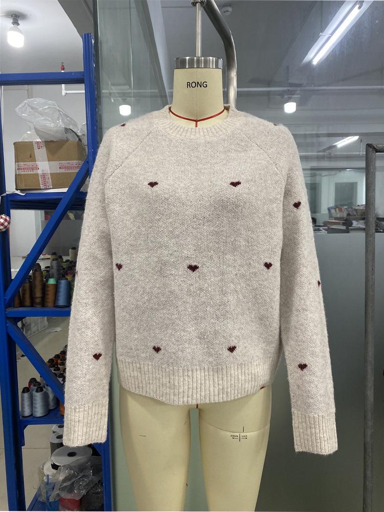2026 Fall/Winter European & American Women's Heart Pattern Long Sleeve Pullover Sweater