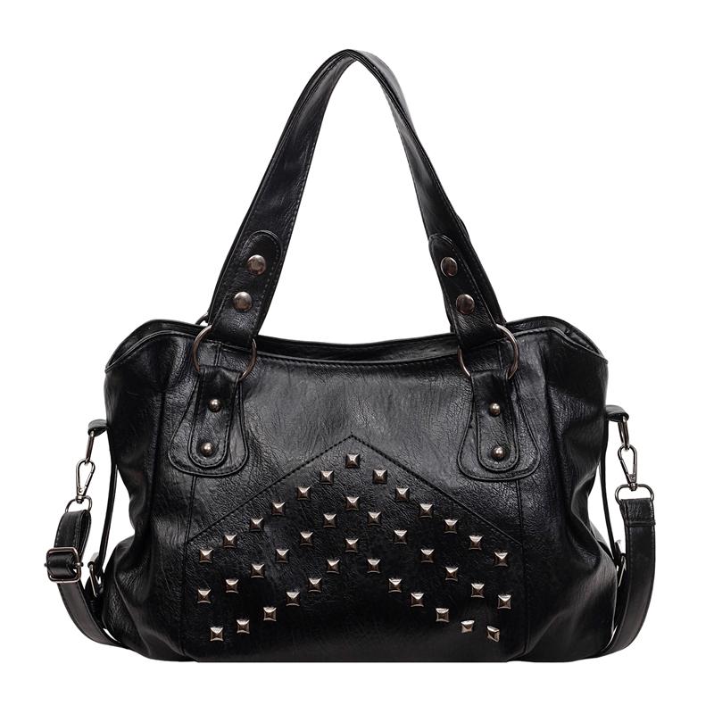Vintage Large Capacity Rivet Tote Bag Women's Shoulder Underarm Bag