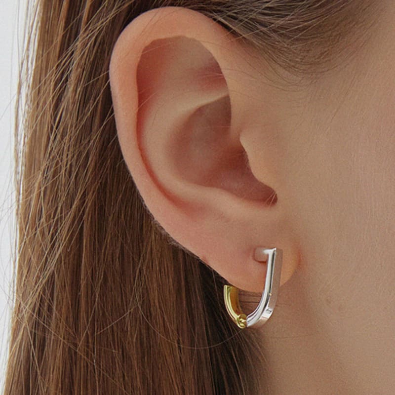 J.ESTINA UNIS Two-Tone Earrings (JJUNE04BS500SC000)