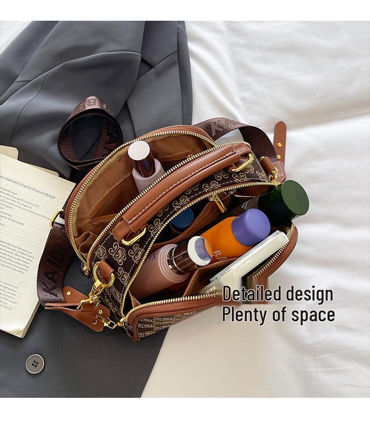 2026 Bear Embroidery Crossbody Bag - Women's Fashion Versatile Shoulder Bag