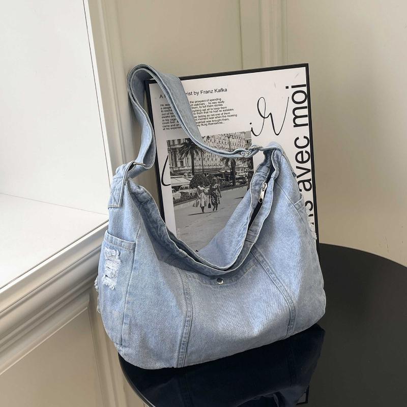 Trendy Korean Style Crossbody Bags for Fashiable and Versatile Commuting Bag Large Capacity Simple Denim Shoulder Bag Spring