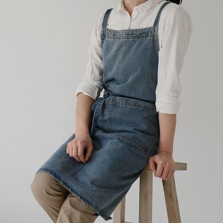 Vintage Oil-Proof Ladies Denim Apron Cleaning Washed Denim Advertising Apron Unisex Thicken Barber Work Clothes Home Kitchen