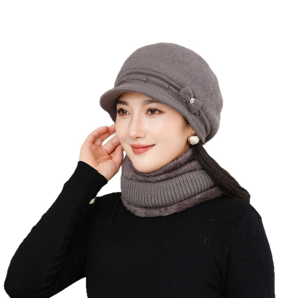New Winter Style Old Lady Windproof Plus Eeled Duck Tongue Knitted Wool Hat for Girls Mother Rabbit Hair Warm Hat
