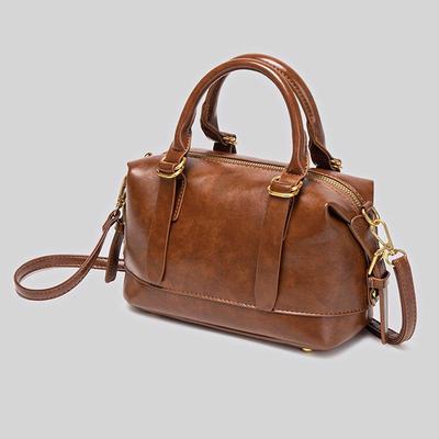 2025 Retro Umhängetasche: Europäische & Amerikanische Damen Boston Handtasche im Leichten Luxus Stil