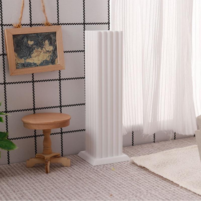 Miniature Floor Lamp Model Figurine For 1:12 Scale Doll House Decoration With Simulation Design And Functional Lighting