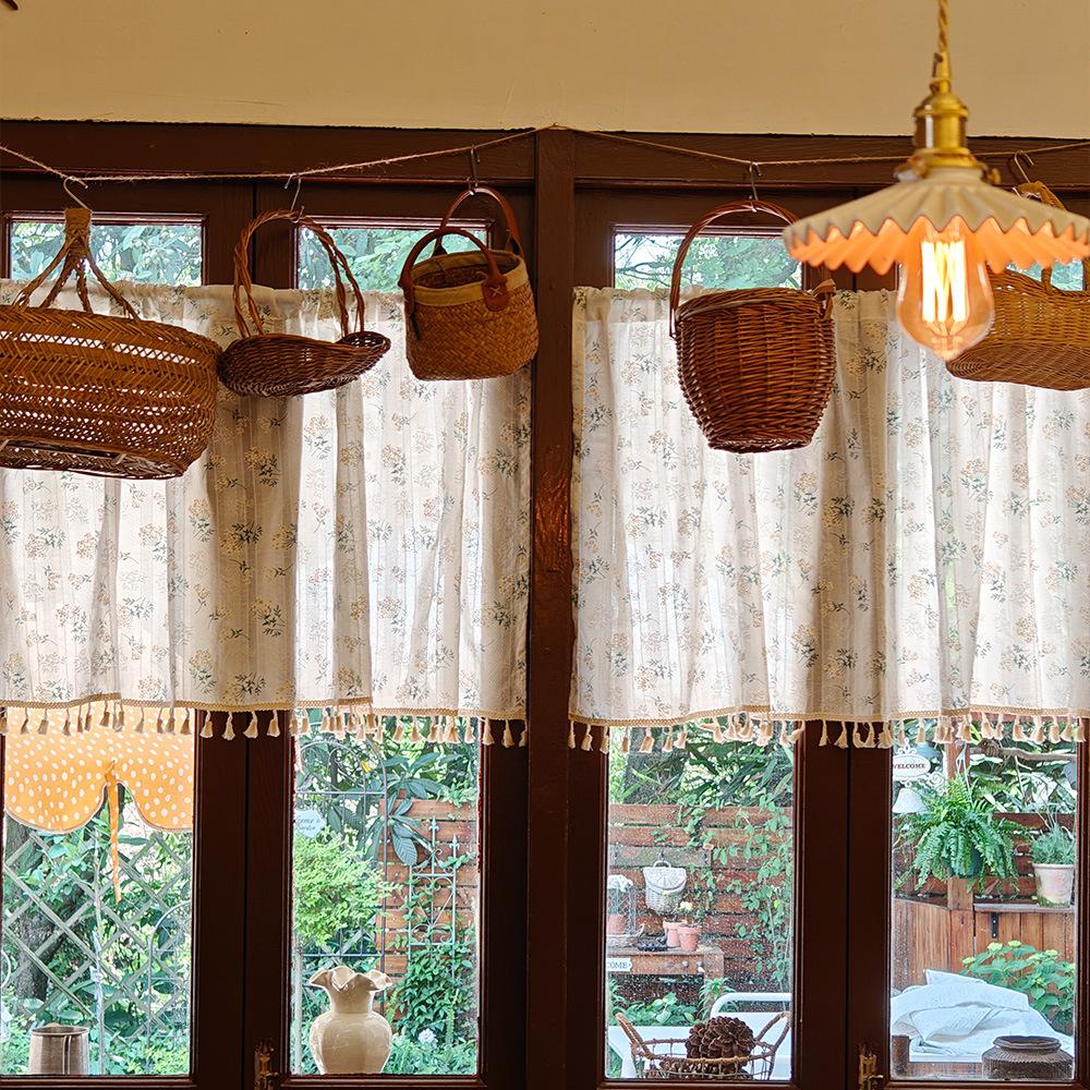 

French small fresh pastoral floral cotton bay window curtain rental house partition door curtain free punching half curtain Width 140x height 30 [tiled size]