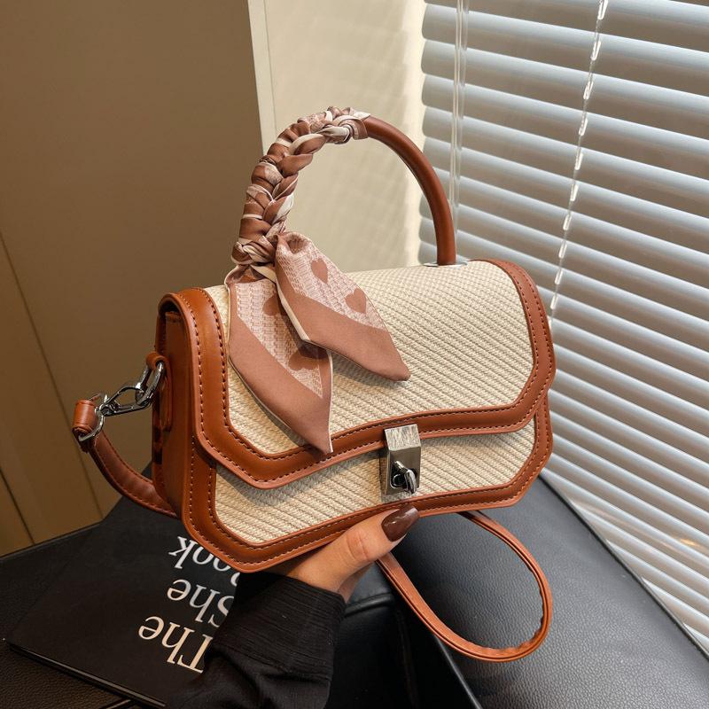 Versatile woven bag women's new spring and summer fashion niche shoulder messenger bag portable small square bag