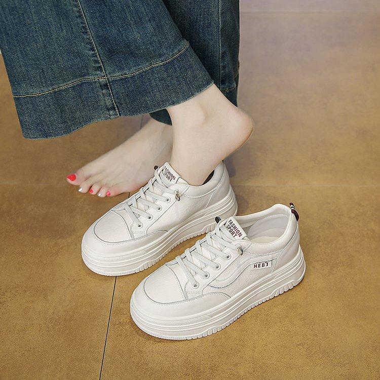 

Внутреннее увеличение роста, маленькие белые туфли, женские легкие 2025 весна и лето новые кожаные маленькие мужские на толстой подошве на толстой подошве универсальные casua 40 чёрный