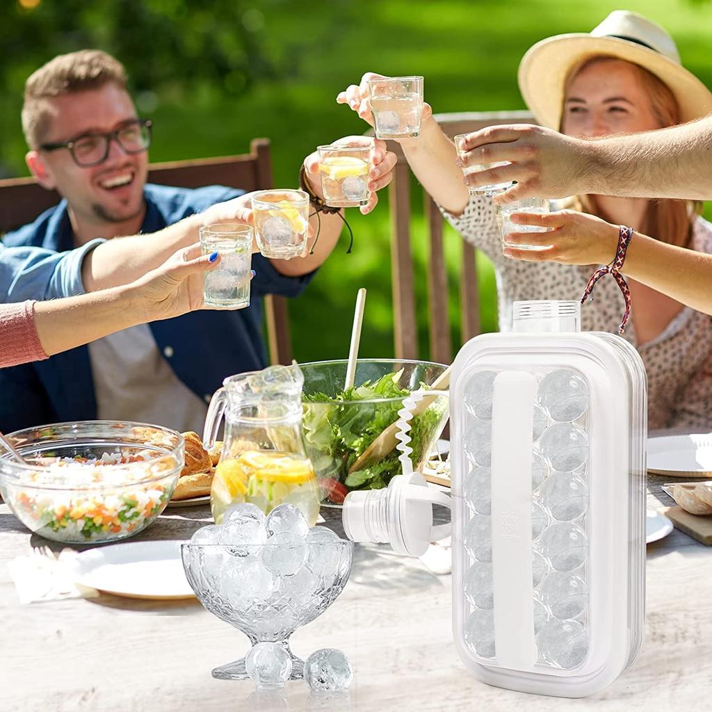 Berührungslose Eiswürfelform mit Deckel Innovative Patentierte Eiswürfelform für Gefrierschrank Silikon Eiswürfelform für Gefrierschrank Sommer Küchenwerkzeuge