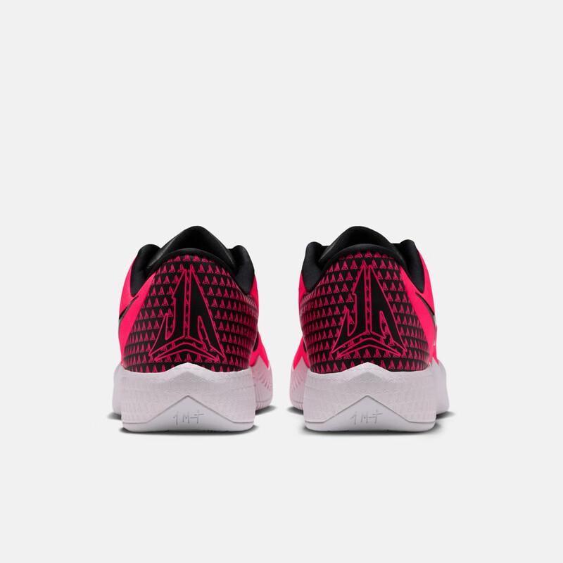 Nike Twelve Time EP Men's Basketball Shoes
