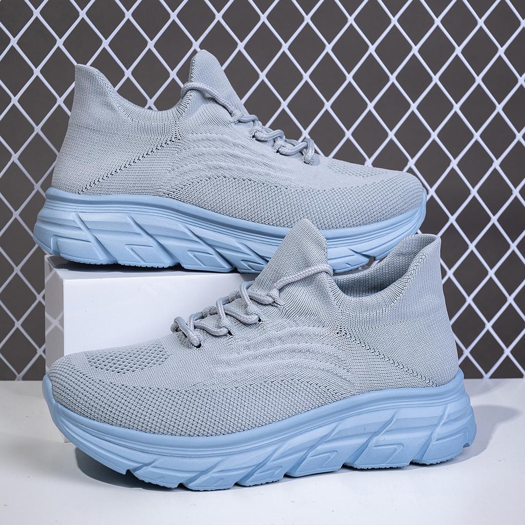 Amazon Large Size Summer Sports Shoes Casual and Light Wear-resistant Breathable Fly-woven Shoes Socks Shoes Men's Shoes Europe and America