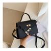 Minimalistische Faux-Leder-Schultertasche mit Schlossverschluss für Damen Trendige Crossbody-Tasche