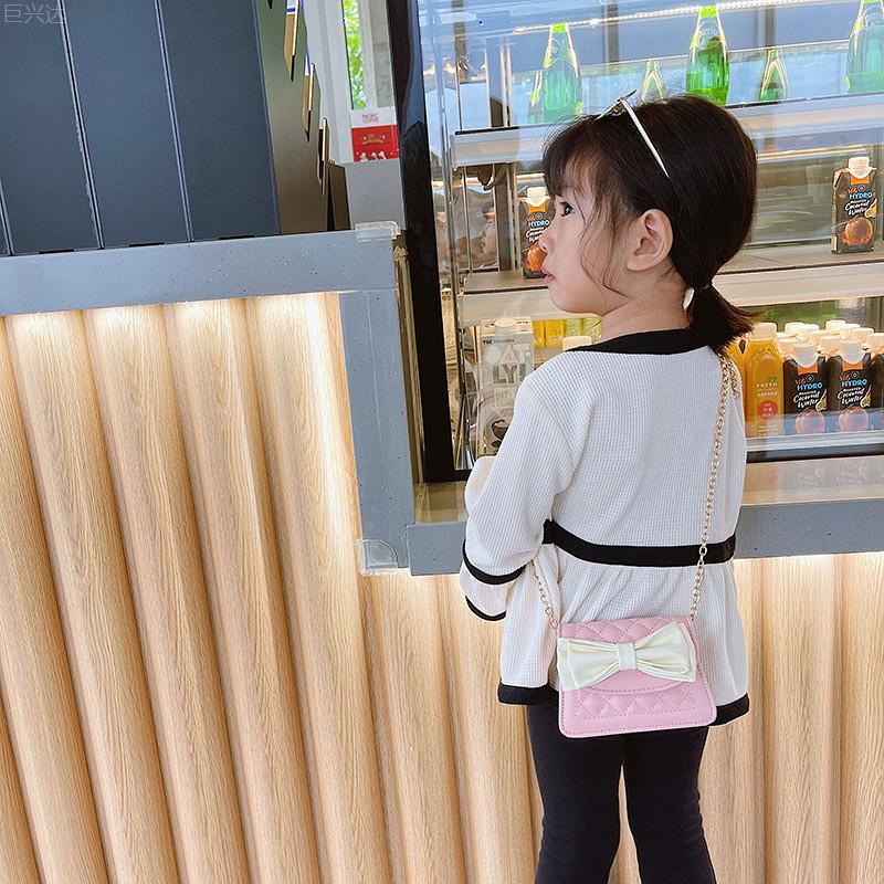 Fashionable Mini Pu Crossbody Bag For Kids With Stylish Bow And Waterproof Features