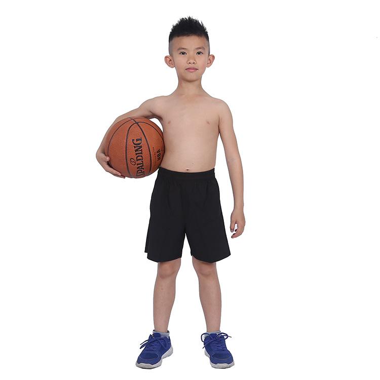 

Летние детские быстросохнущие спортивные шорты - Свободного кроя для мальчиков, Пятиточечные для баскетбола и футбола 24 чёрный