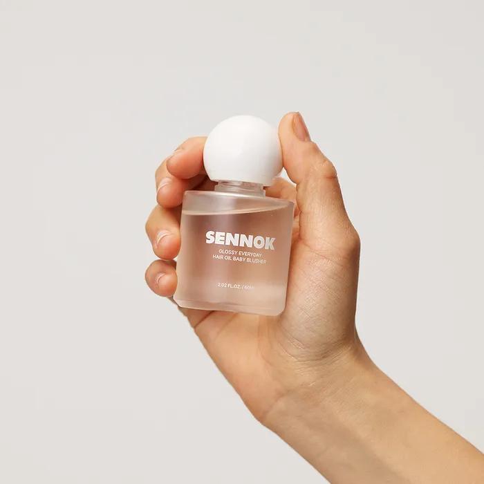 Glossy Everyday Hair Oil Baby Blusher 60ML + [Free] Sennok Body & Hair Care 4 Types (7mlX4)