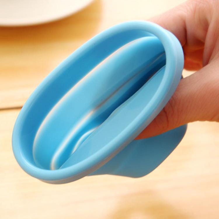 Carefully Selected 130ml Collapsible Silicone Travel Cup with Lid
